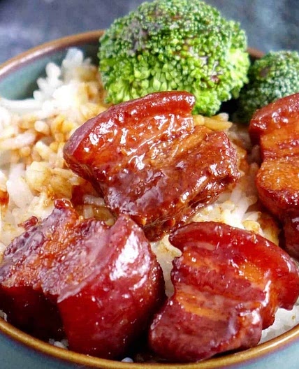 Braised Pork Belly (Hong Shao Rou)