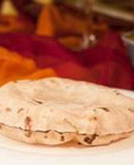 Phulka Recipe (Roti/Chapati) - Puffed Indian Bread