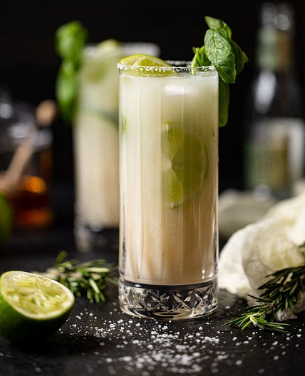 Coconut Mojito Mocktail with Green Tea