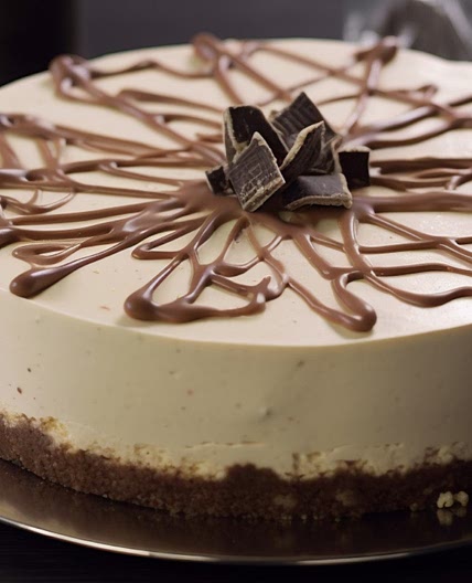 No-Bake Baileys Cheesecake with Chocolate Biscuit Crust