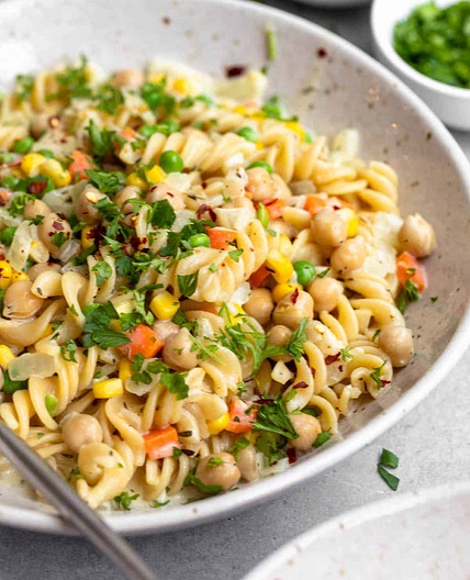 Vegan Chickpea Pot Pie Pasta