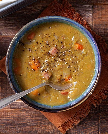 Slow Cooker Split Pea Soup