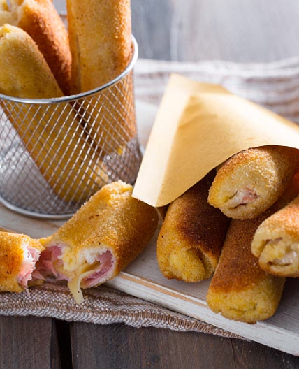 Involtini di pancarrè prosciutto e formaggio