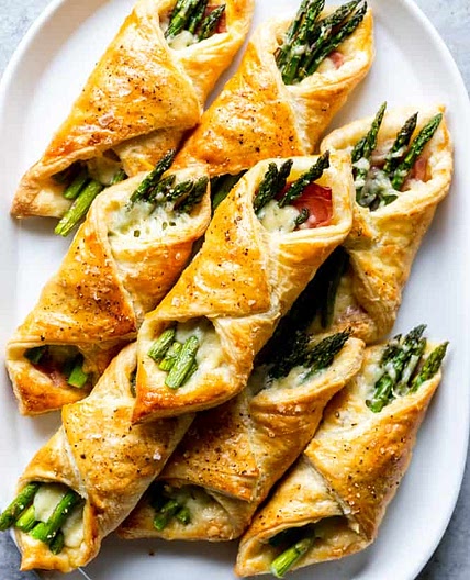 Asparagus Puff Pastry Bundles