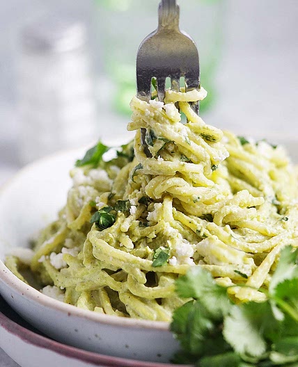 Espagueti Verde (Spaghetti in Poblano Sauce)