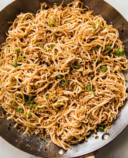 Crazy Good Quick Garlic Noodles