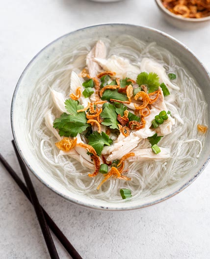 Simple Mien Ga (Vietnamese Chicken Soup with Glass Noodles)