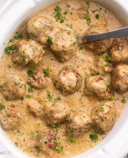 Slow Cooker Swedish Meatballs