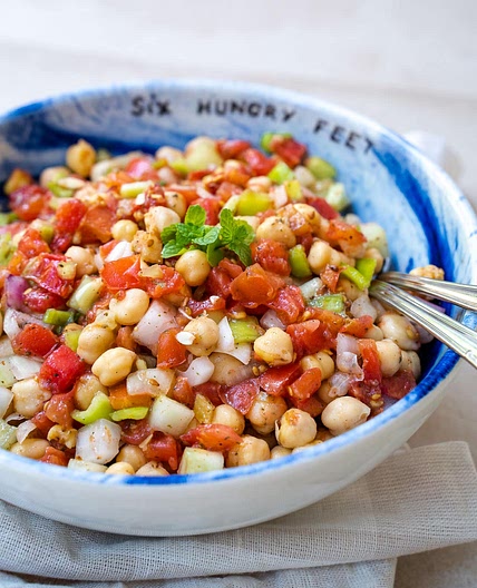 Middle Eastern Chickpea Salad