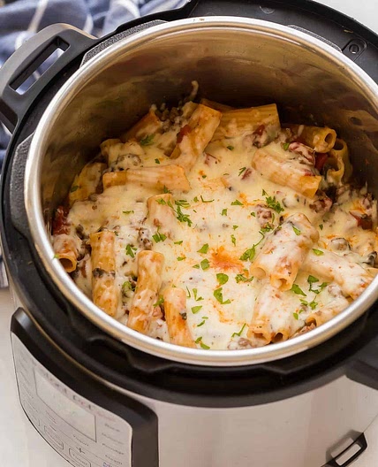 Instant Pot Baked Ziti