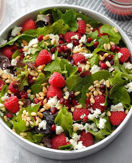 Pomegranate Splash Salad