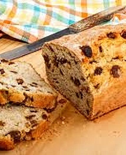 Pan de molde europeo con pasas