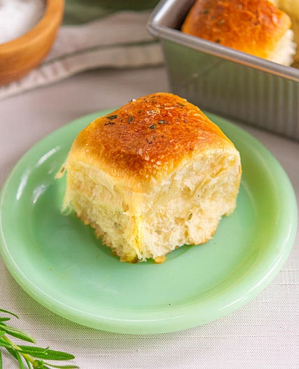 Sourdough Dinner Rolls with Rosemary
