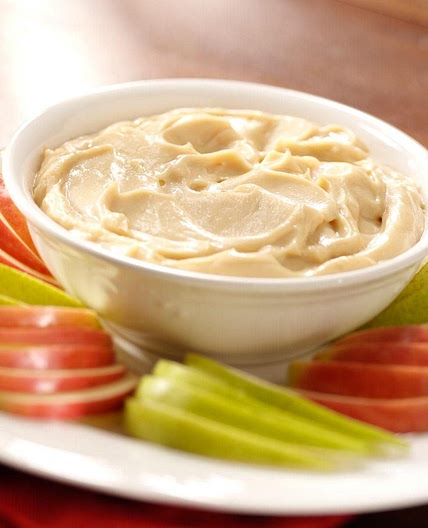 Creamy Caramel Fruit Dip