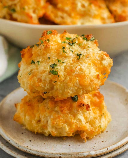 Copycat Red Lobster Cheddar Bay Biscuits