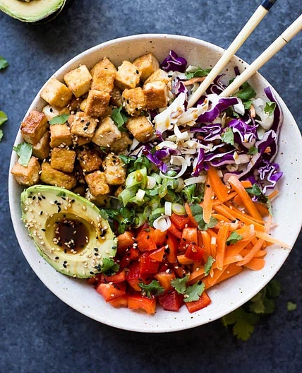 Easy Vegan Spring Roll Bowls with Crispy Tofu