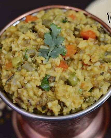 Instant Pot Vegetable Khichdi (Mix Vegetable Lentil Rice)