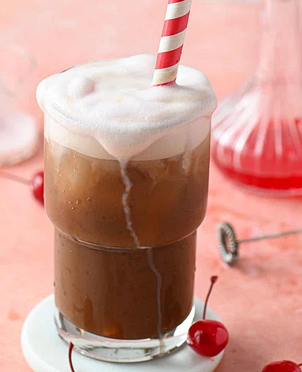 Cherry Americola (Cherry Coffee Drink)