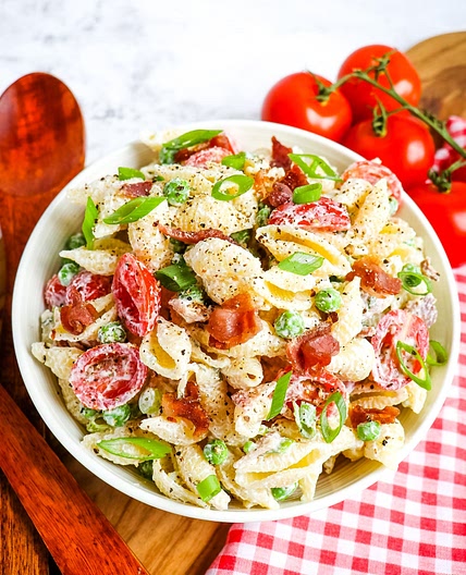 Creamy Bacon Ranch Pasta Salad with Peas