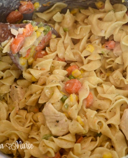 Instant Pot Chicken Pot Pie Casserole