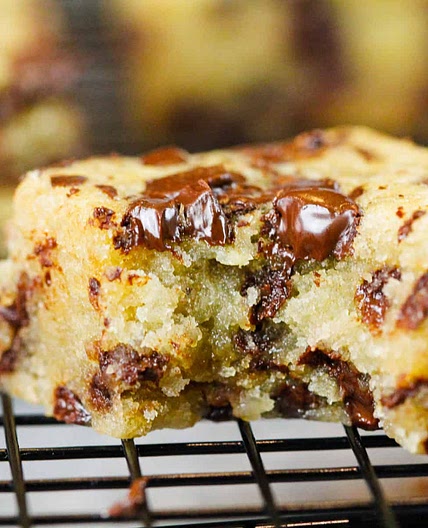 Chocolate Chip Banana Bars