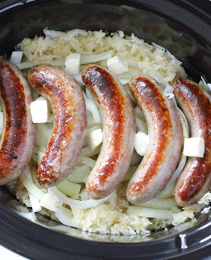Easy Crockpot Brats and Sauerkraut