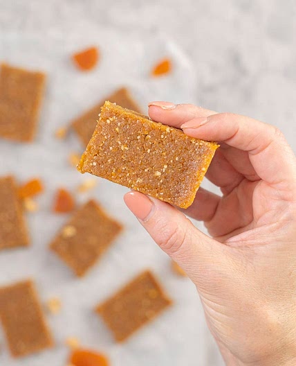 No-Bake Apricot Bars