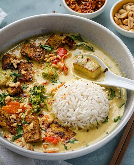 Vegan Thai Peanut Curry