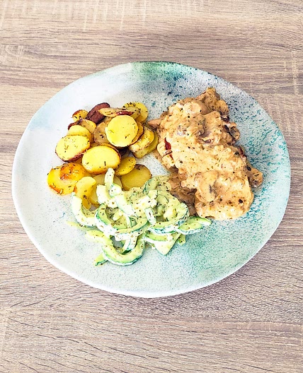 Escalope de jambon et sauce crémeuse aux champignons & jus de veau