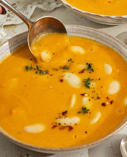Spiced Carrot and Butter Bean Soup