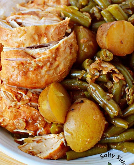 Crockpot Onion Soup Mix Chicken (Viral TikTok)