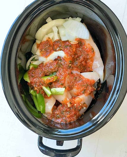 Easy Crockpot Salsa Chicken Recipe