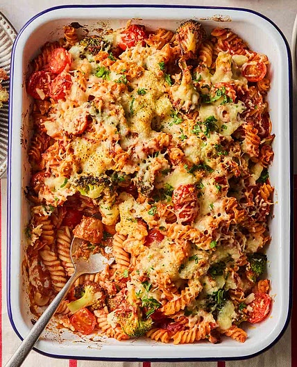 Tuna Pasta Bake {Easy Recipe!}