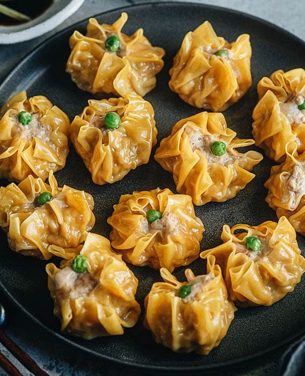 Cantonese Shumai with Pork and Shrimp (烧麦, Shao Mai)