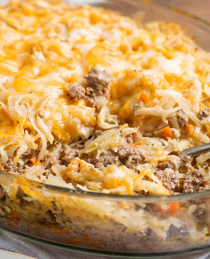 Cheesy Ground Beef and Hashbrown Casserole