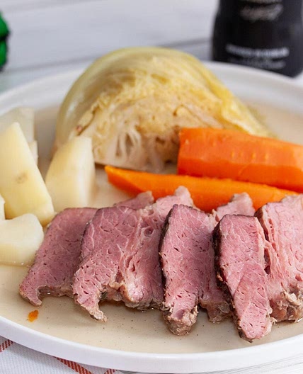 Corned Beef with Horseradish Cream Sauce