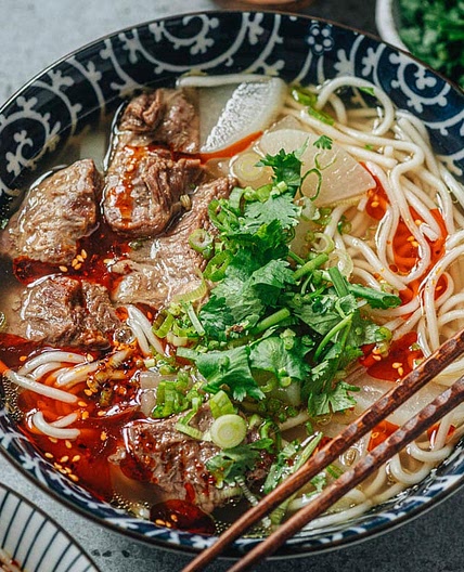 Lanzhou Beef Noodle Soup (兰州拉面)