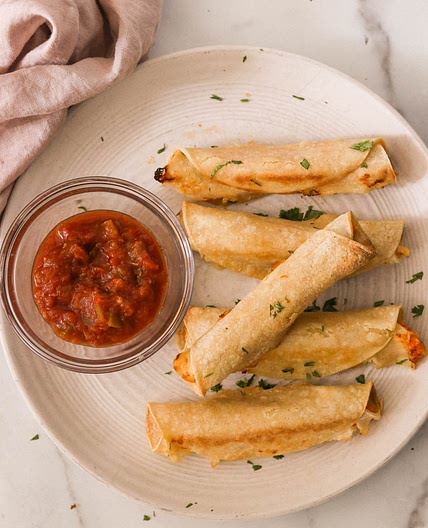 Quick & Easy Homemade Chicken Taquitos Recipe