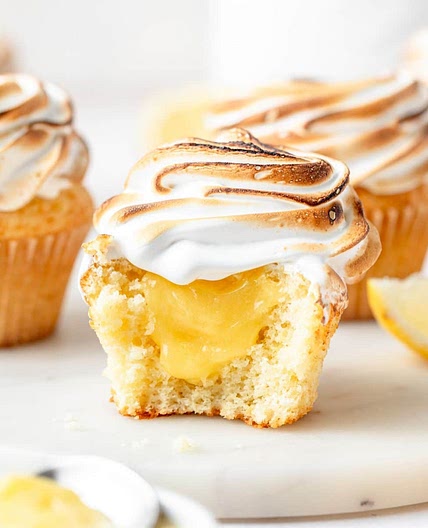Lemon Meringue Cupcakes