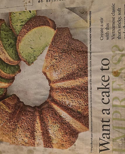 Bánh bò nuong (honeycomb cake)