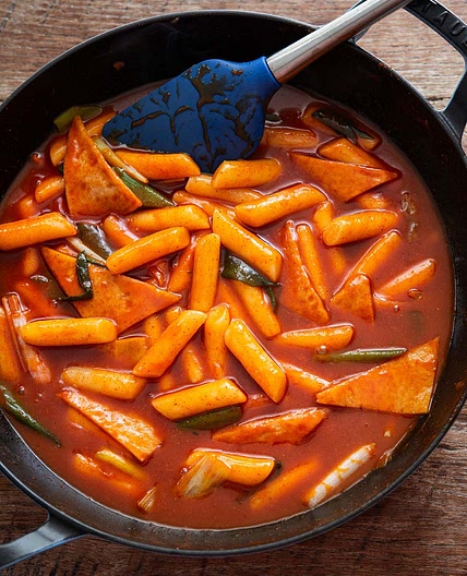 Authentic Tteokbokki (Korean Spicy Rice Cakes)