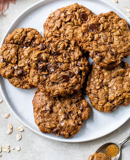 Almond Butter Oatmeal Cookies