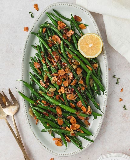 Green Beans Almondine (Green Beans with Toasted Almonds)