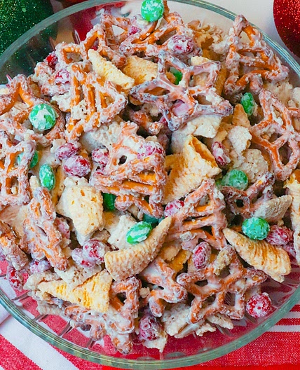 Christmas Snack Mix