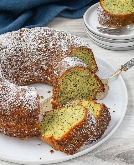 Lemon Poppy Seed Cake