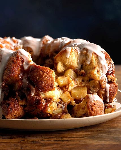Cinnamon Apple Cider Monkey Bread