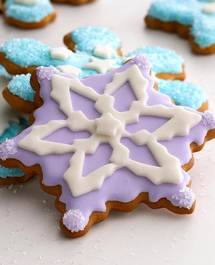 Frozen Snowflake Gingerbread Cookies