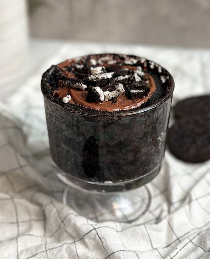 BEST FIVE MINUTE OREO MUG CAKE RECIPE