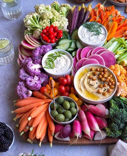 Crudite Platter: An Elegant Veggie Tray
