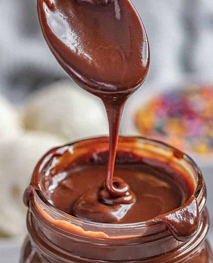 Homemade Hot Fudge Sauce
